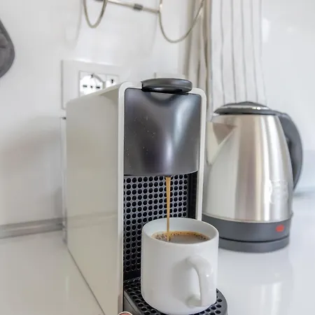 The South, Center, Arco Della Pace מילאנו